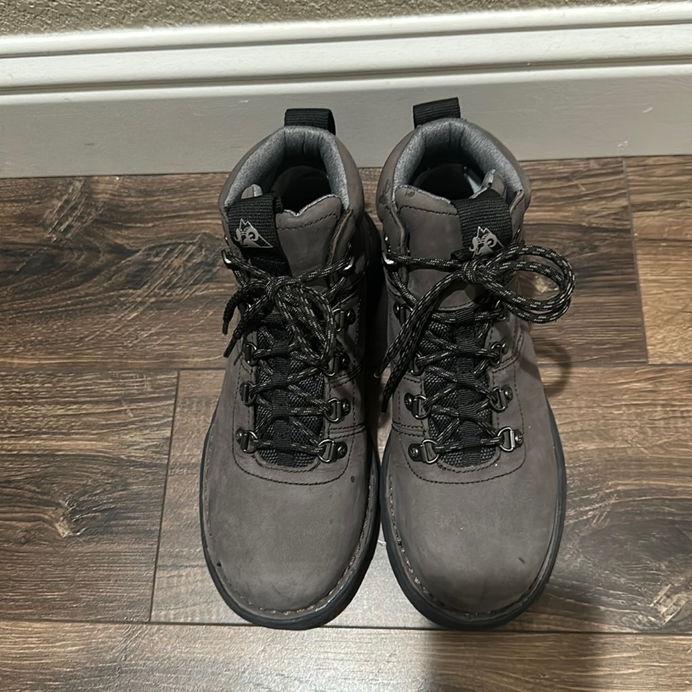Rocky Legacy 32 Composite Toe Leather | size 8 Women's | width: medium |